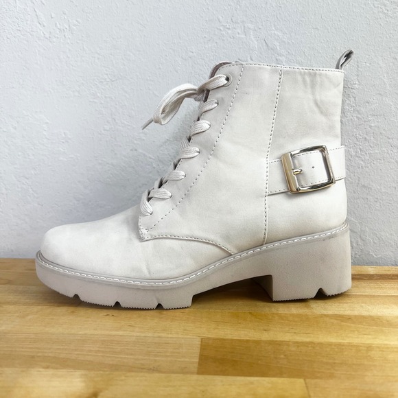 Naturalizer Boots Cabaret Ivory Beige Lace Up Buckle Ankle Combat US 6.5 M - Picture 1 of 11